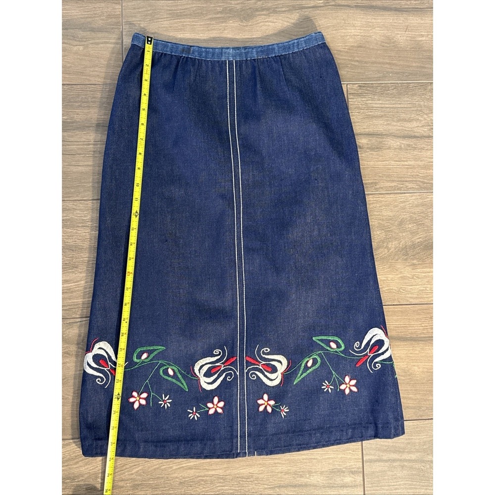 Vintage 70s Handmade Midi Denim Skirt Embroidered Flowers Hippie 27" Waist XS/S - Picture 4 of 16